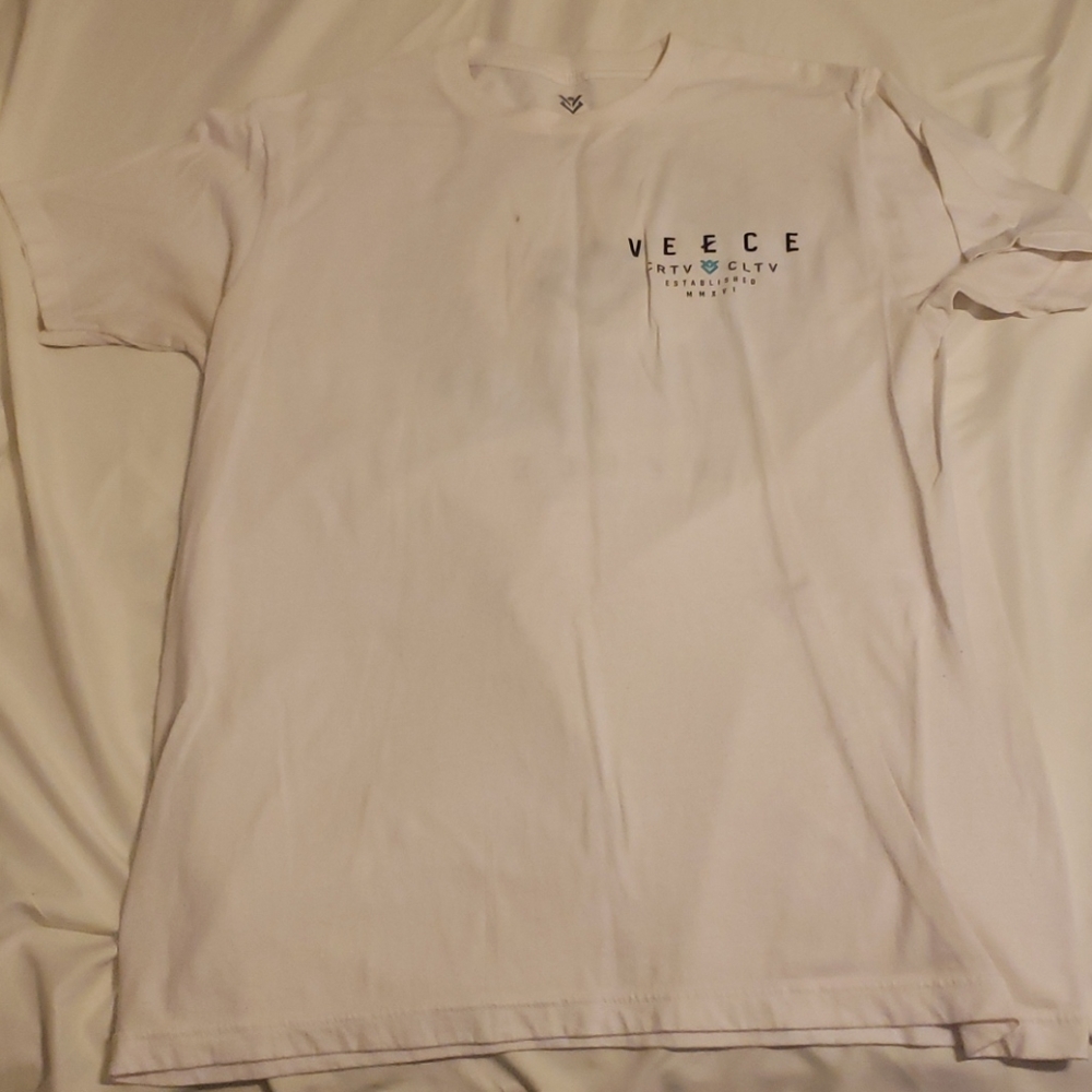 Use Veece tshirt